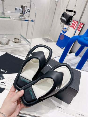 Flat leather sandals slippers , size 35-42 ,SS50-1047