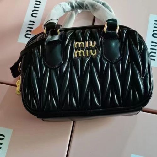 Split Leather  bag ,4A , size 19X13X6cm ,no box,  B68-6065-6067