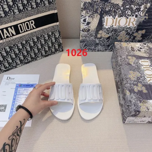 Flat leather sandals slippers , size 34-42 ,with box, SS50-1026