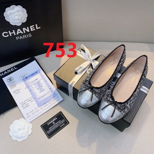women flat ballet shoes, size 35-42,  with box, SS50-753