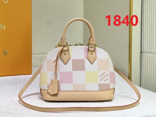 Split leather bag ,AAAA , size 23.5x17.5x11.5cm,no box,  B88-1840