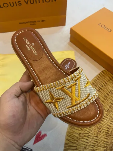 Flat leather sandals slippers , size 35-41 ,with box, SS50-923
