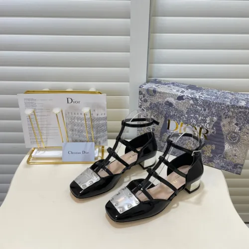 2022 new slippers,size 34-40,with box , SS70-1304