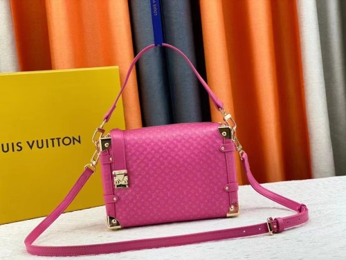 Leather  bag ,5A , size 24.5x16.5x8.5cm ,no box,  B110-154-158