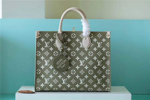 Leather bag ,AAAAA ,size 34*26*13cm,no box, B110-104
