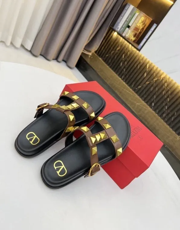 Flat leather sandals slippers , size 35-40 ,with box, SS70-1226-1231