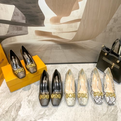 Women heel shoes,size 35-43, with box, SS70-1101-1104