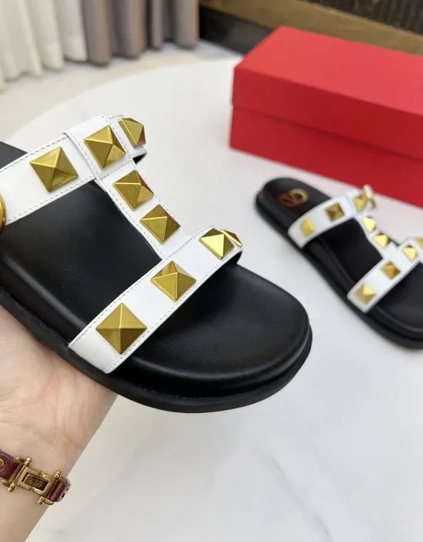 Flat leather sandals slippers , size 35-40 ,with box, SS70-1226-1231