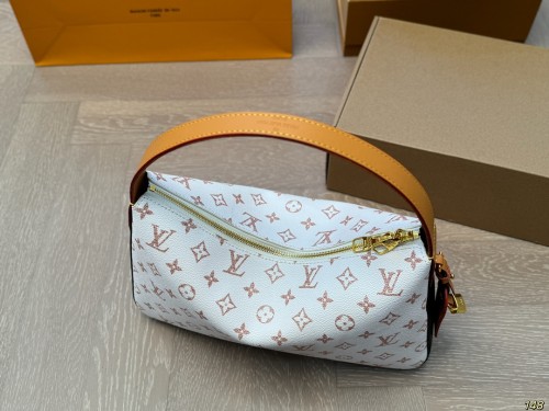 Split leather bag ,3A , size 32x20cm ,no box,  B68-23