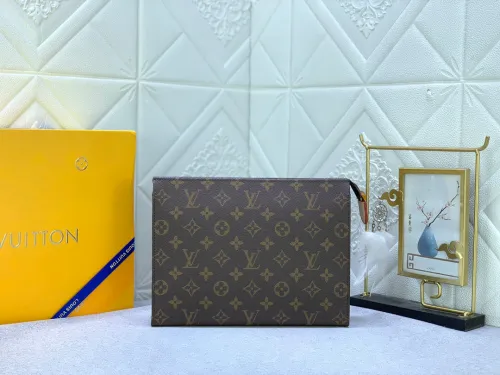 Leather bag ,5A , size 26x20x5cm ,no box,  B68-6070