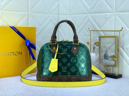 Alma Leather  bag ,5A , size 25x17.5x11.5cm ,no box,  B110-144