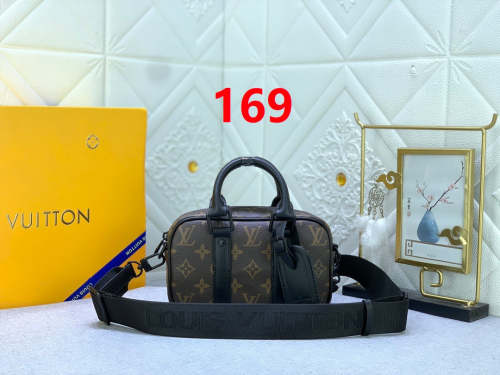 Leather bag ,5A ,no box,size 20x13x5.5cm,B110-169