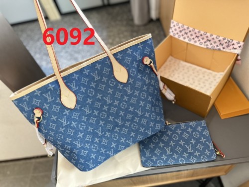 Split Leather  bag ,3A , size 32x28cm ,no box,  B68-6092
