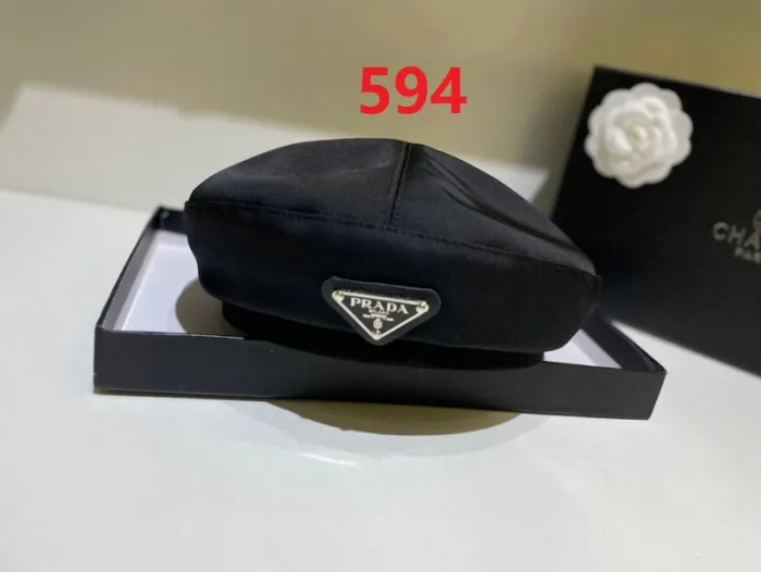 Fashion hat for women ,no box. HX25-592-594