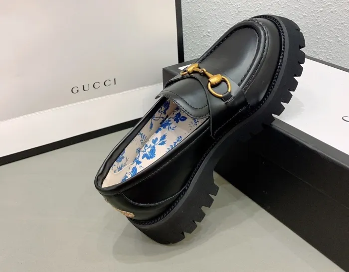 women flat shoes, size 35-39, with box , SS60-1039
