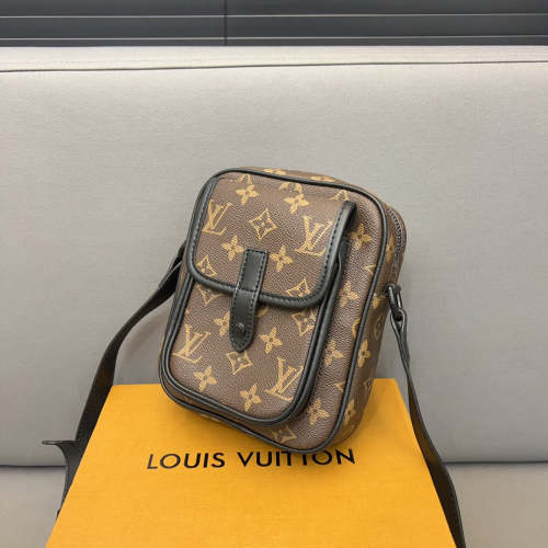 Split Leather  bag ,3A , size 15x19cm ,no box,  B68-6048