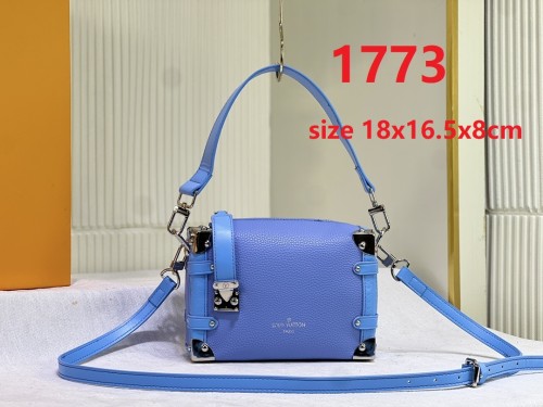Leather bag ,5A , size 18x16.5x8cm and 21x14x6cm ,no box,  B88-1773-1774