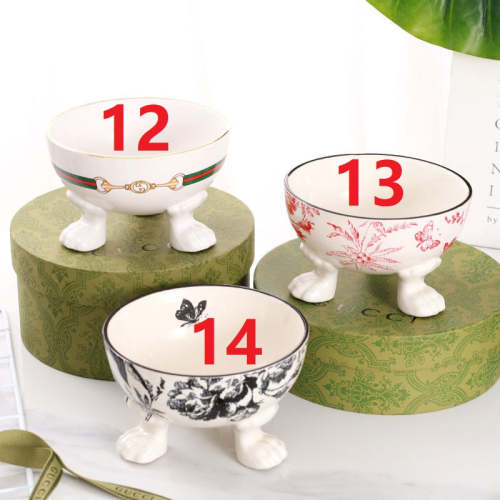 Pet cat and dog food bowl， with gift box,Diameter 15cm, height 10cm, HSE16-12-16