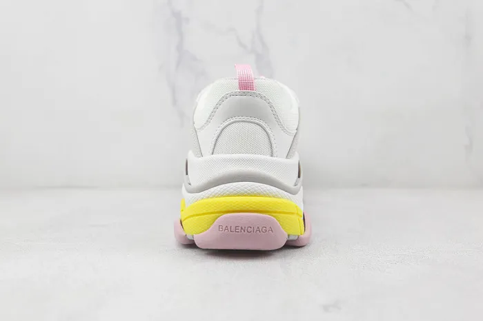 AAAAA quality，Air-cushion sole women's casual shoes sneakers ，size 35-40,SS120-95