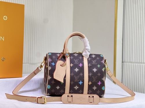 Leather bag ,5A , size 25x15x11cm ,no box,  B88-1772