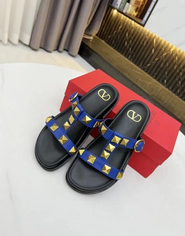 Flat leather sandals slippers , size 35-40 ,with box, SS70-1226-1231