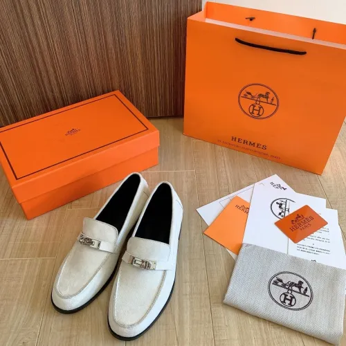 Women flat shoes, size 35-42, with box, SS70-1069