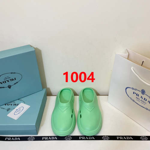 Flat sandals slippers , size 35-40 ,with box, SS50-1004-1006