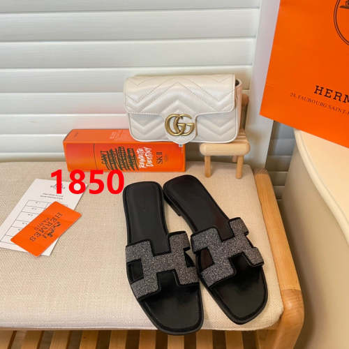 Flat leather sandals slippers , size 35-42, SS60-1850-1852