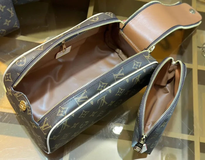 Split leather bag ,3A, size 46x27x22cm, 27x13x15cm, 19x10cm, 4 pieces for set, no box, B75-2836