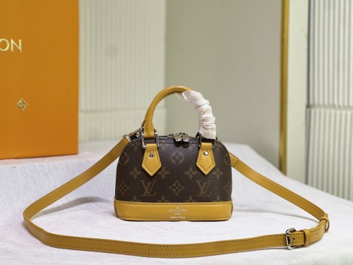 Split leather bag ,AAAA , size 18x12x8cm,no box,  B88-1822