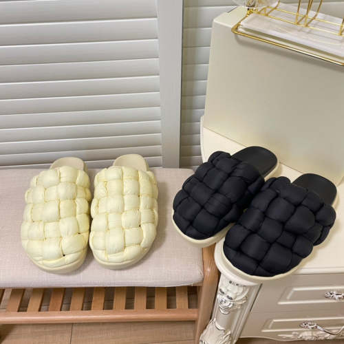 Women flat shoes ,size 35-40 ,SS60-1737-1738
