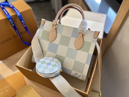 Split leather bag ,3A , size 25cm ,no box,  B68-6167