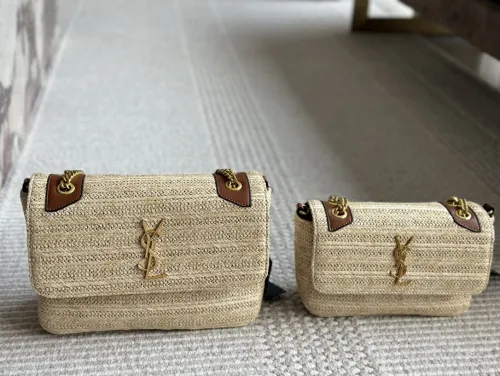 Straw raffia leather bag ,4A , size 26x18cm or 21x14cm ,no box,  B75-2980-2982