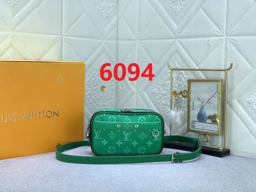Leather bag ,5A , size 11x18.5x6.5cm ,no box,  B68-6094