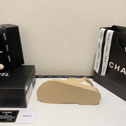 Flat leather sandals slippers , size 35-40 ,with box, SS50-944