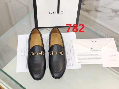flat shoes  size 35-44,with box, SS60-782