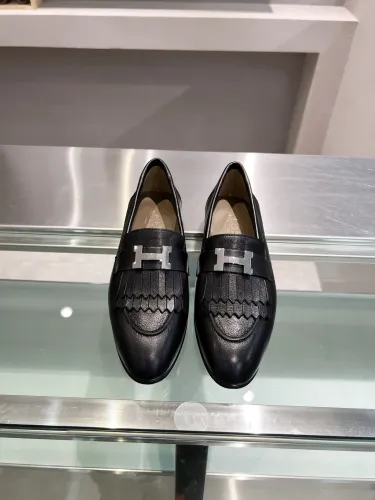 Women flat shoes, size 34-42, with box, SS70-1082