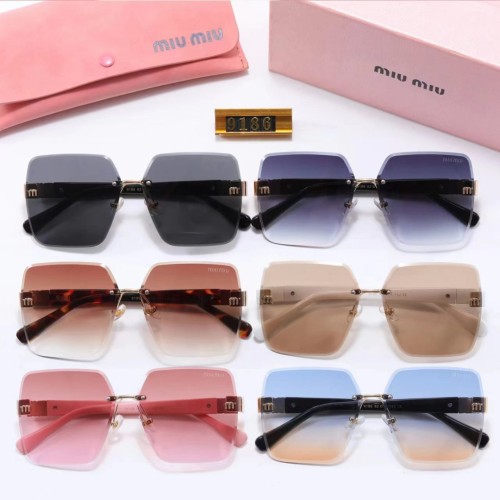 Blue light blocking sunglasses with the box and case ,G25-304-309