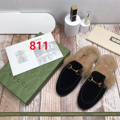 flat fur shoes, size 35-44, with box, SS70-811