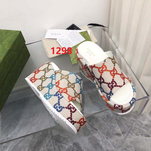 2022 new slippers,size 35-44,with box , SS70-1298-1303