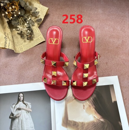Women heel shoes,heel 6cm,  size 34-42, SS60-258-261