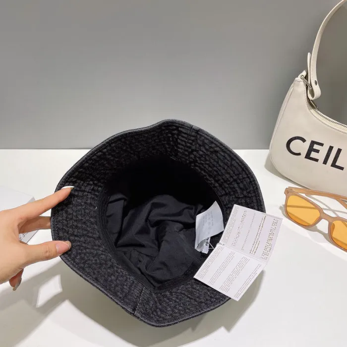 men women hat ,no box. HX25-471-472