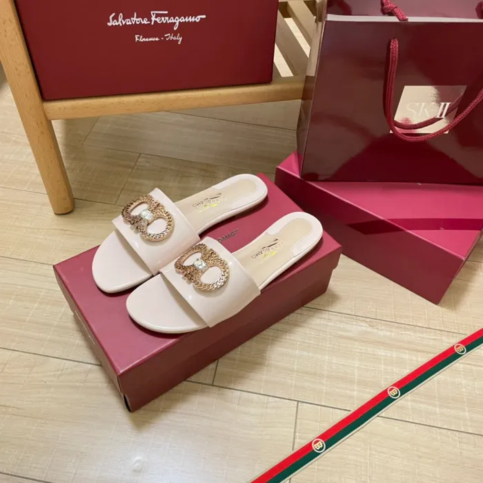 Flat leather sandals slippers , size 35-42 ,with box, SS50-1011-1019