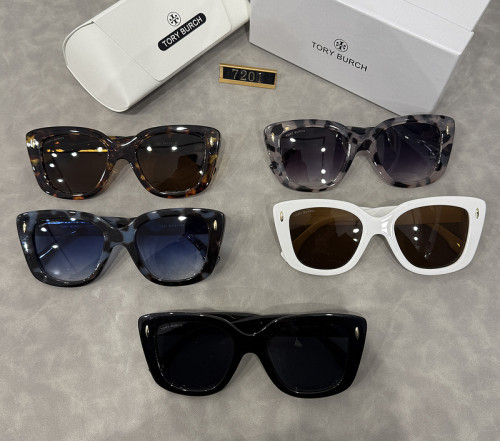 Blue light blocking sunglasses with the box and case ,G25-985-989