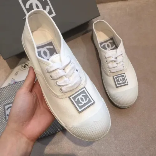 women flat shoes, size 35-40, with box ,  SS60-669