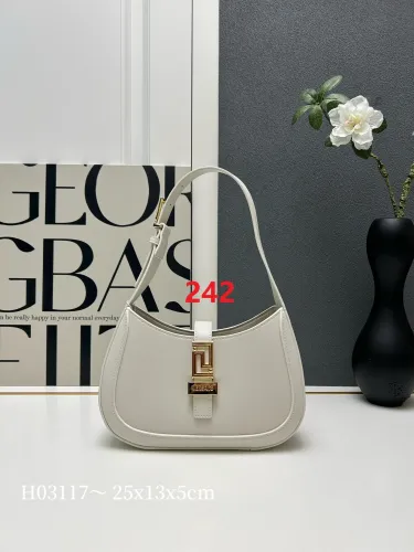 H03117 Canvas leather  bag ,5A,size 25x13x5cm, no box, B110-242