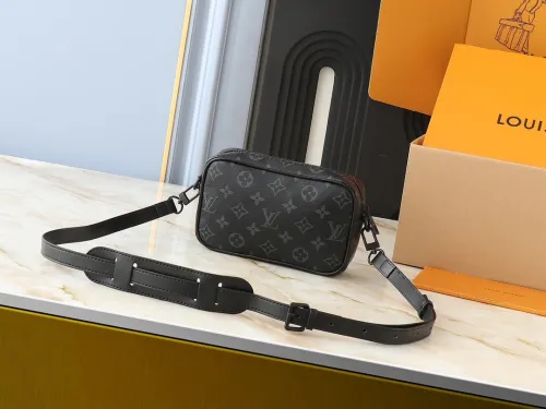 Leather bag ,5A ,size 20x13x6.5cm,no box,  B88-144