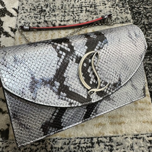 5A, real lether,  cross shoulder bag , size 22x12x5.5cm, no box. B98-115