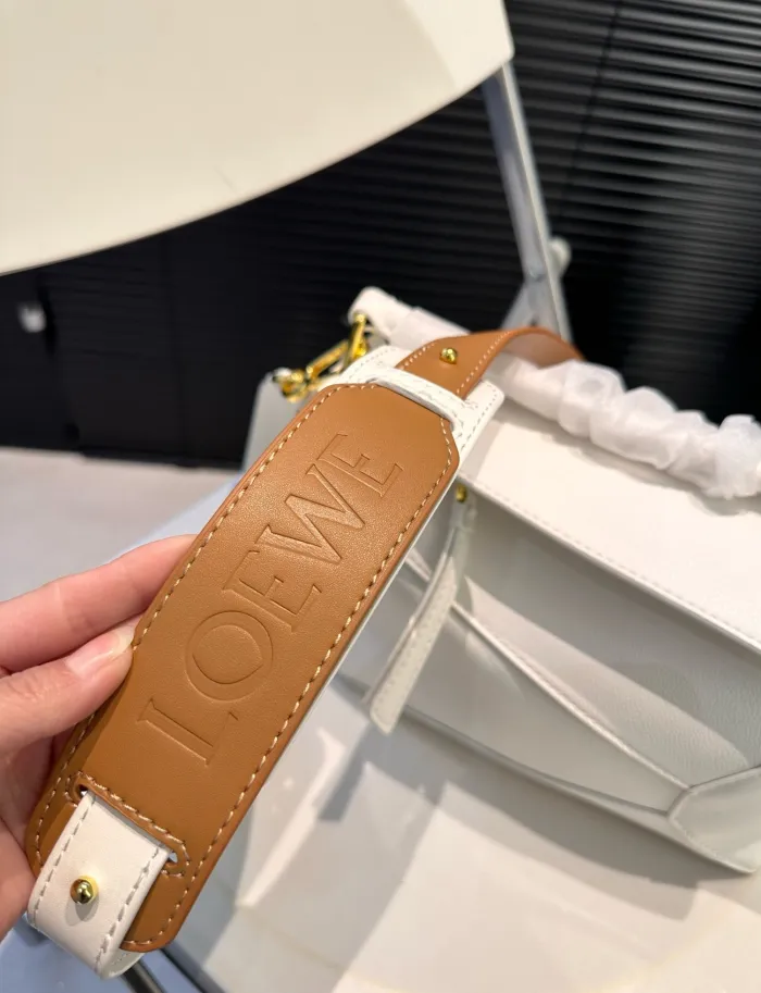 Split leather bag ,3A ,size 24x15cm,no box,  B75-3041