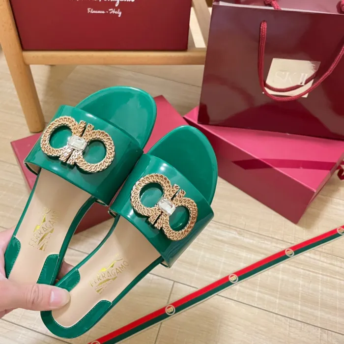 Flat leather sandals slippers , size 35-42 ,with box, SS50-1011-1019